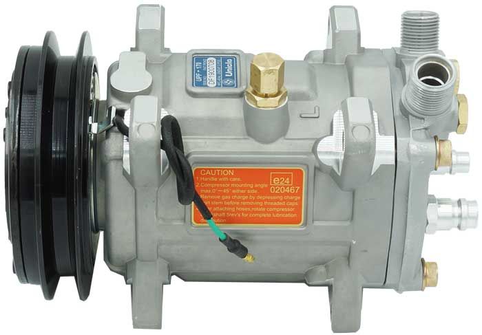 UNICLA COMP UP150-7335 CATERPILLAR R134A 12V 1A 138MM GM PAD