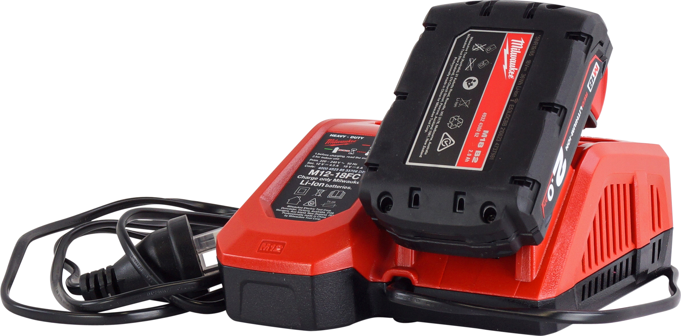 TOOL, MILWAUKEE, 18V, 2.OAH, CORDLESS, FUEL, BRUSHLESS, GREASE GUN KIT